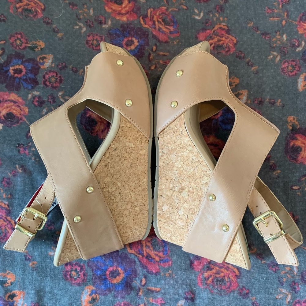 *NWT* Kenneth Cole Reaction Cork Heel Sandals - Picture 6 of 10